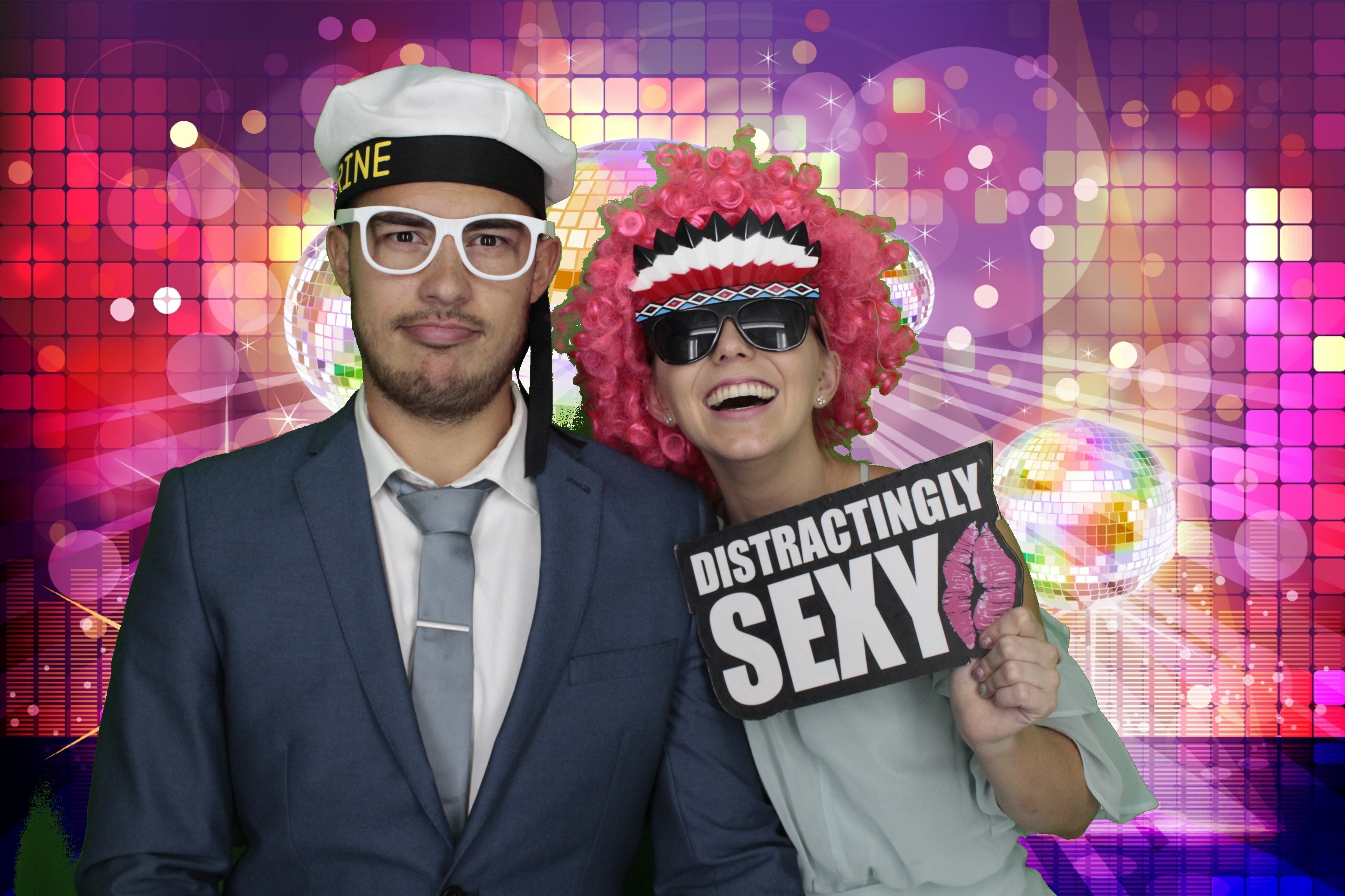 Mr & Mrs Bowles | View more photos from the event at gallery.myphotoboothexperience.co.uk/u/MyPhotoBoothExperienceLtd/Mr-Mrs-Bowles